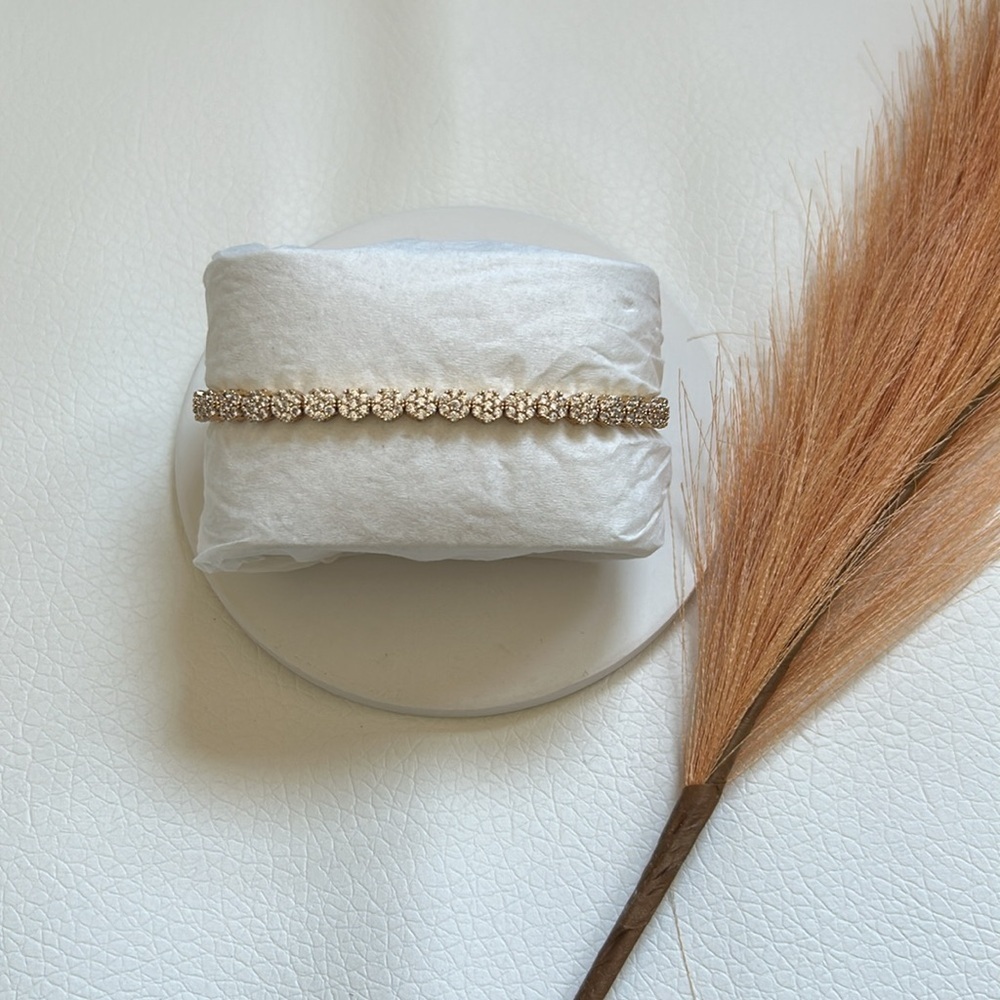 Elegant Gold and Silver Bracelet